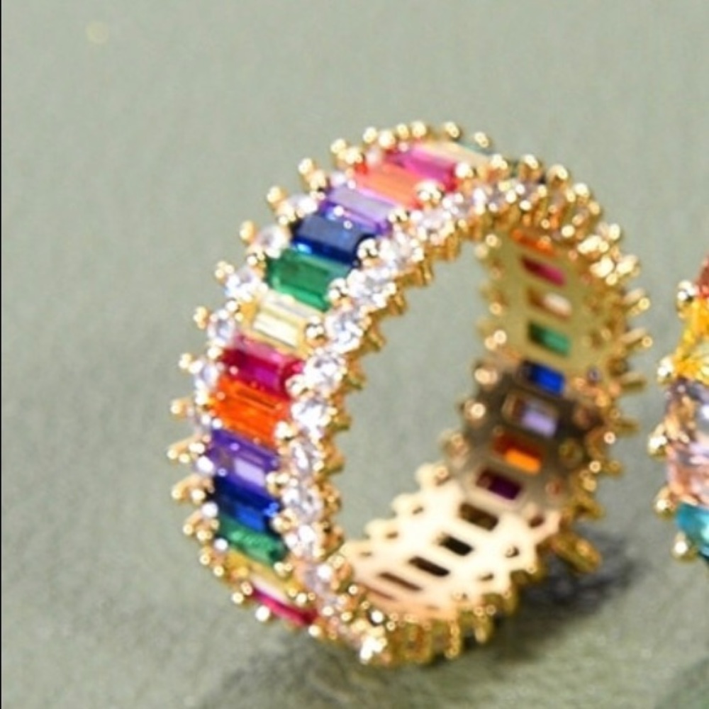 💎 Gorgeous Multicolored CZ ring - Picture 2 of 4